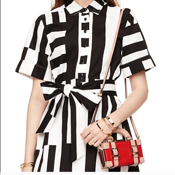 kate spade Handbags - Beautiful kate spade luggage crossbody